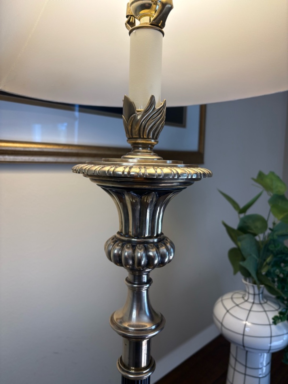🔥🔥Vintage French Empire Style Table Lamp - Picture 10 of 16